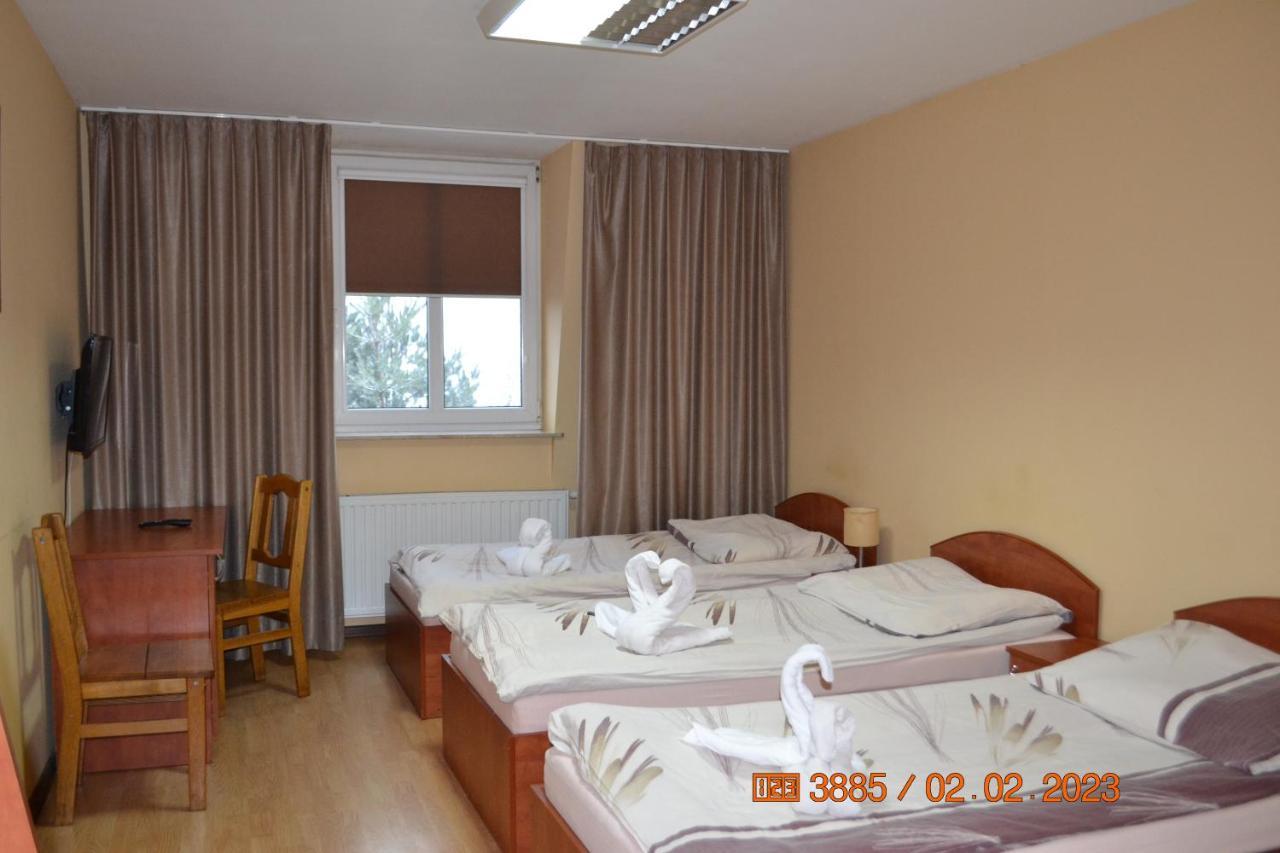 Hotel I Restauracja Jaskolka Alojzow Luaran gambar